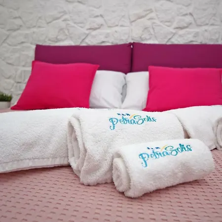 Bed and Breakfast Petra Solis By Jdvacanze San Pietro in Bevagna Exterior foto